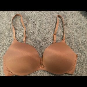 Victoria’s Secret plunge bra